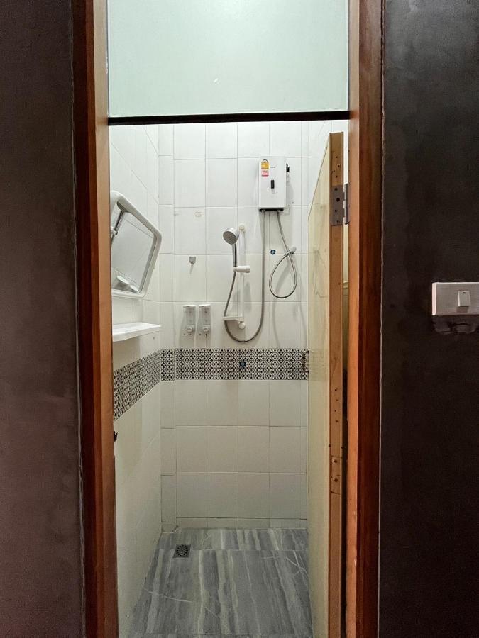 Rotinis Hostel Bangkok Luaran gambar